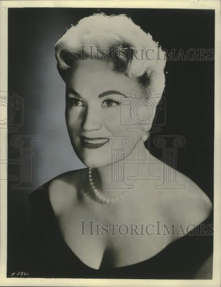 1967 Dorothy Kirsten, Operatic Soprano - Historic Images