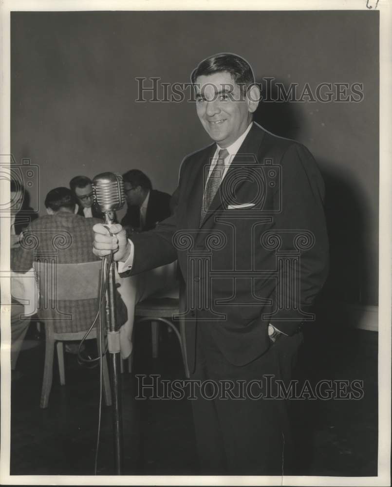 1957 Press Photo Paul Kapelow, Chairman of Jewish Welfare Fund Campaign-Historic Images