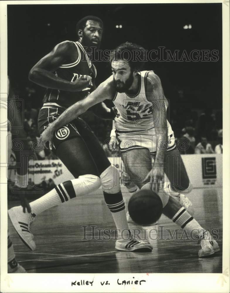 1978 Press Photo New Orleans Jazz Rich Kelley Tries to Beat Lanier to Hoop- Historic Images