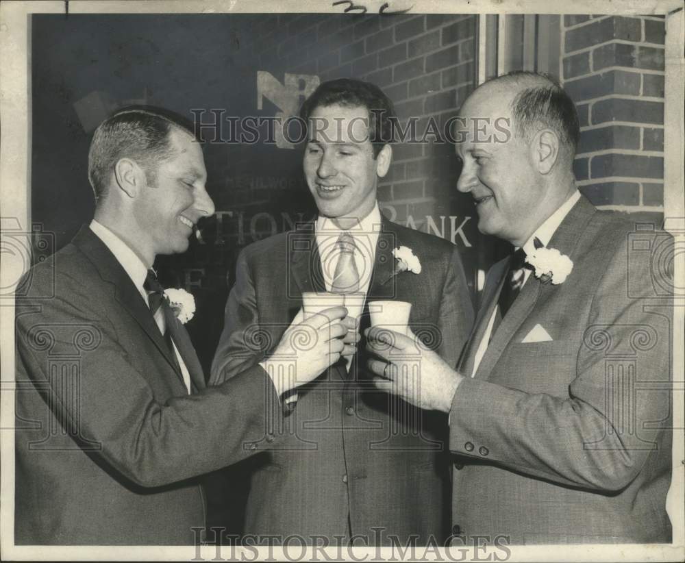 1970 Press Photo Dedication- Kenilworth Mall branch of National Bank of Commence - Historic Images