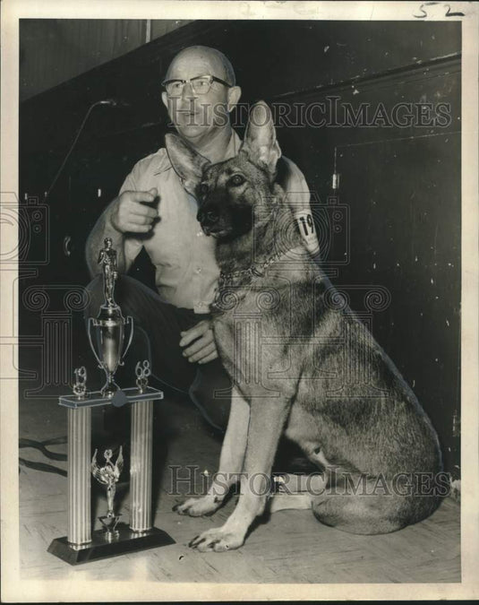 1968 D.D. LeBlanc & Dutches Von Rommel, Obedience Training Club - Historic Images
