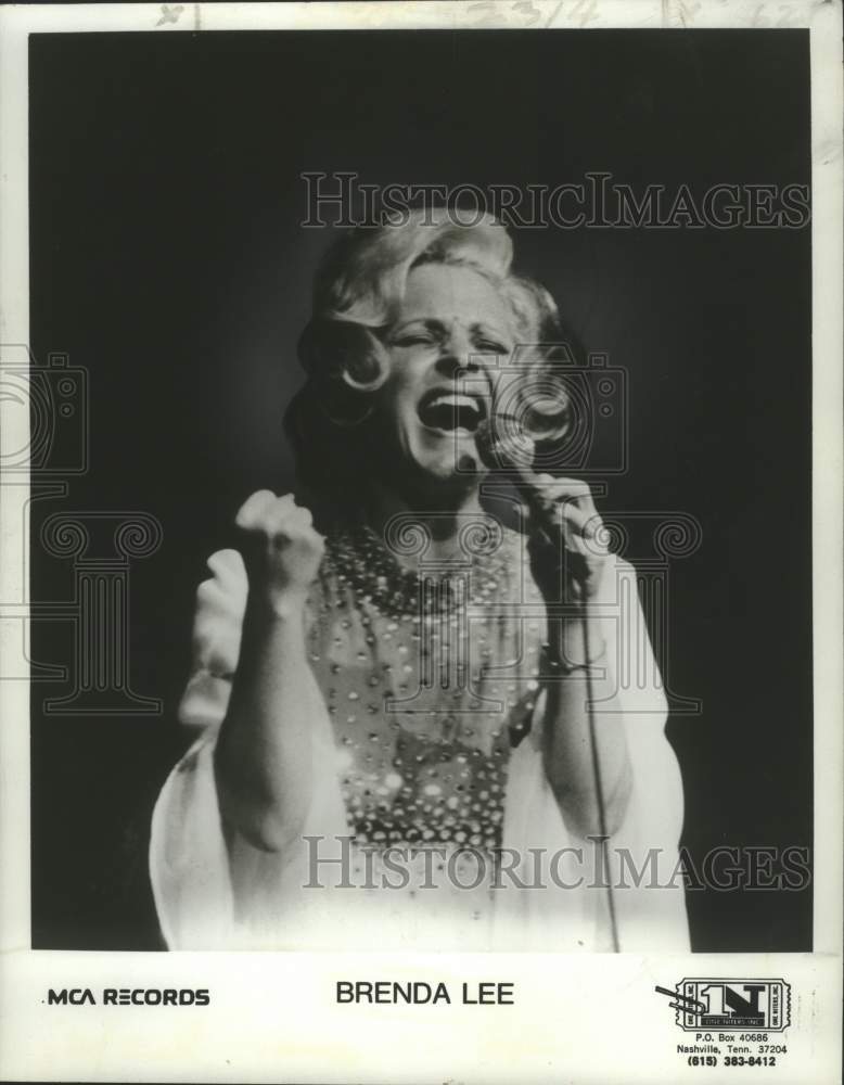 1971 Singer Brenda Lee Singing - Historic Images