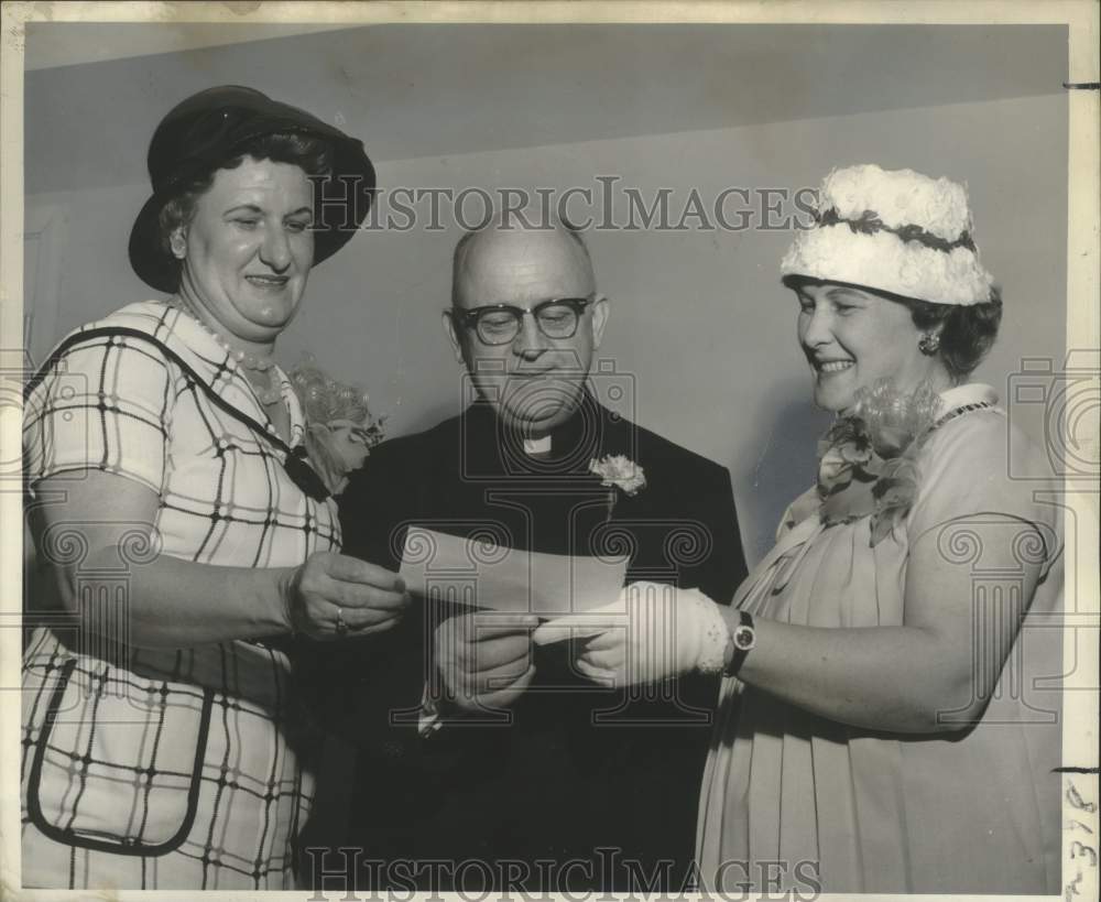 1960 Our Lady of Lourdes school auxiliary donate School Library Fund-Historic Images