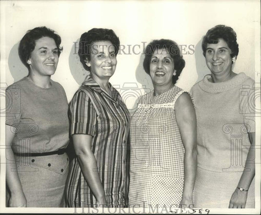 1967 Press Photo Members of Msgr. Wynhoven Kaycee Auxiliary, Westwego, Louisiana - Historic Images