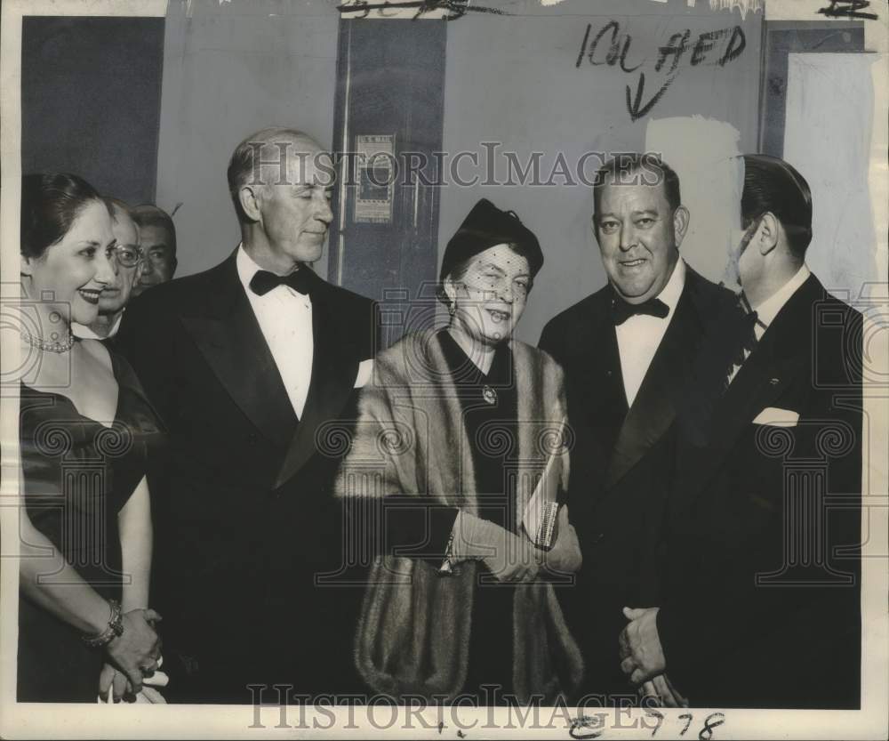 1953 Press Photo Testimonial dinner in honor of Trygve Lie at Roosevelt Hotel - Historic Images