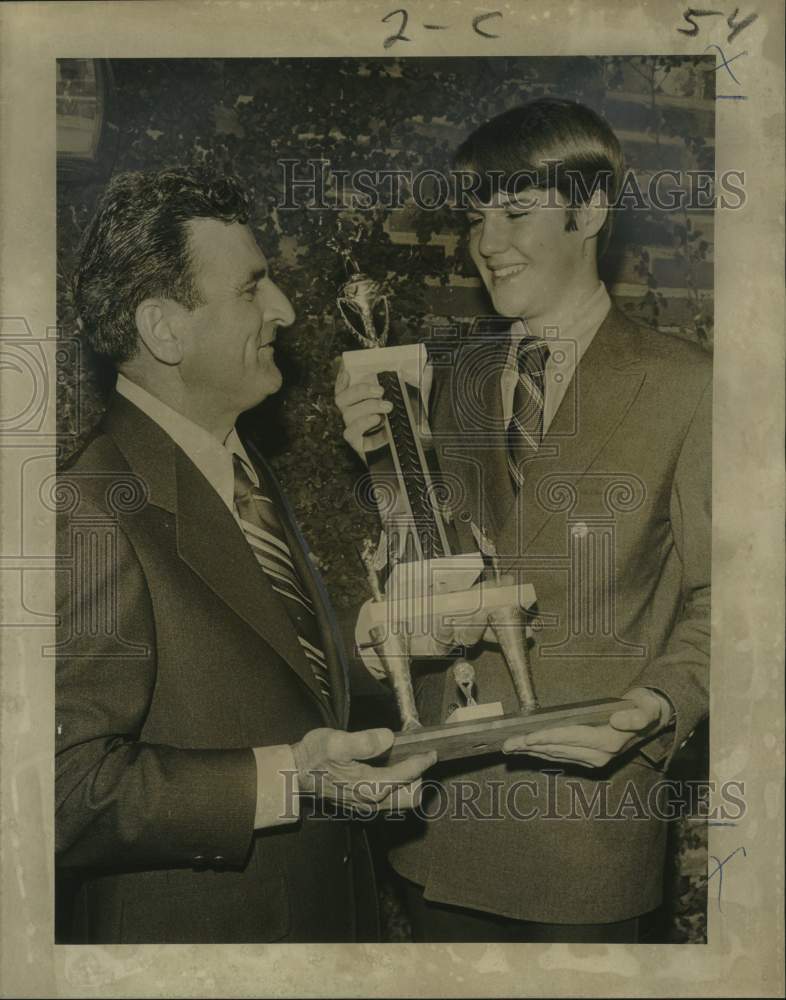 1971 Press Photo Bruce Juengling Optimist Clubs&#39; oratorical winner - Historic Images