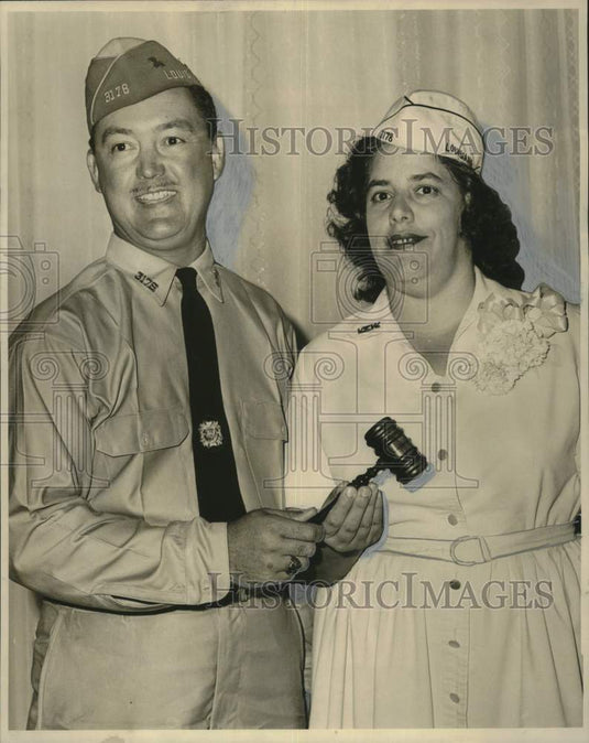 1964 Press Photo Yvonne Fritsch & Emile Lambert of Veterans of Foreign Wars - Historic Images