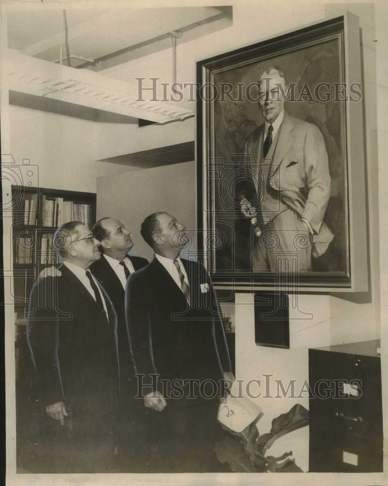 1960 Mayor deLesseps S. Morrison, with Thomas F. Cunningham portrait - Historic Images