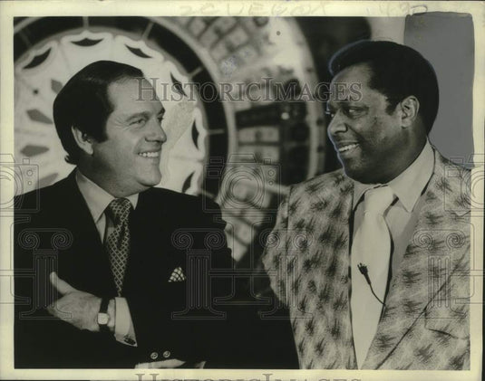 1973 Press Photo Alan King & George Kirby "On Location: Alan King at Las Vegas" - Historic Images