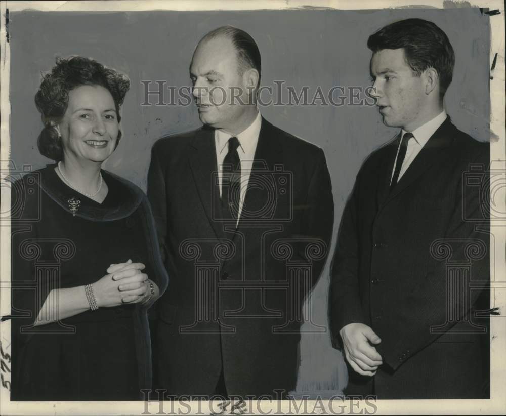 1962 New Zealand&#39;s ambassador to US, George Laking, and his family - Historic Images