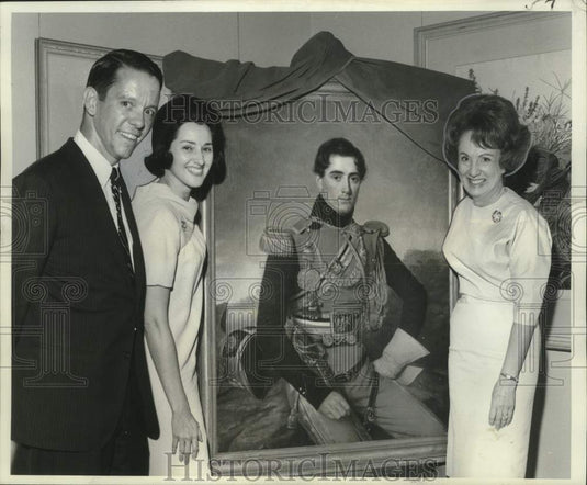 1967 Louisiana State Museums' volunteers raise funds to purchase art - Historic Images