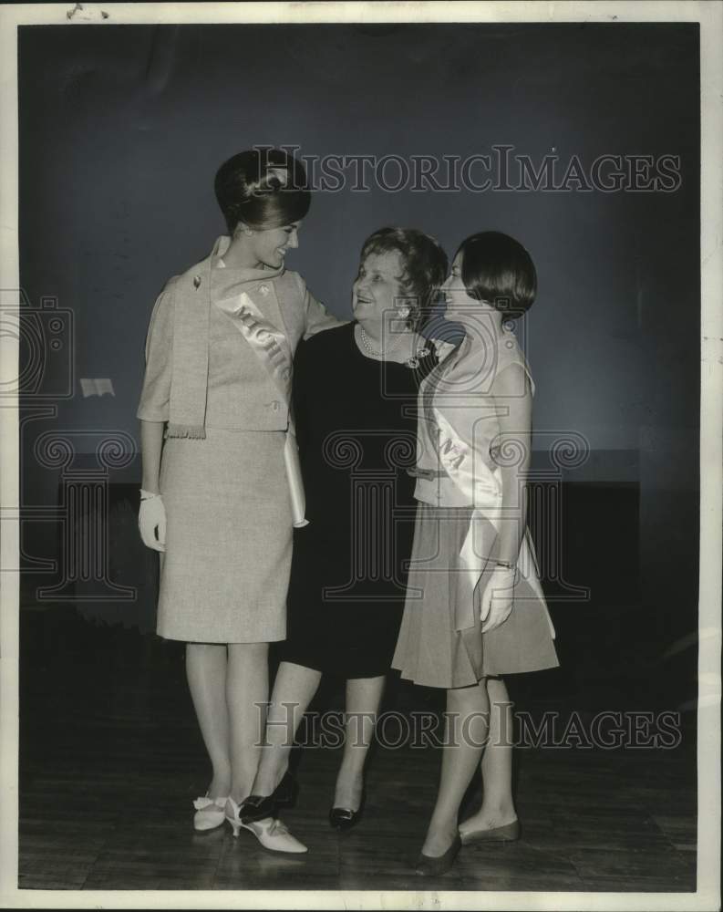 1966 Joellen Lee, Sharon Ann Bartlett &amp; Perle Mesta, Cherry Blossom - Historic Images