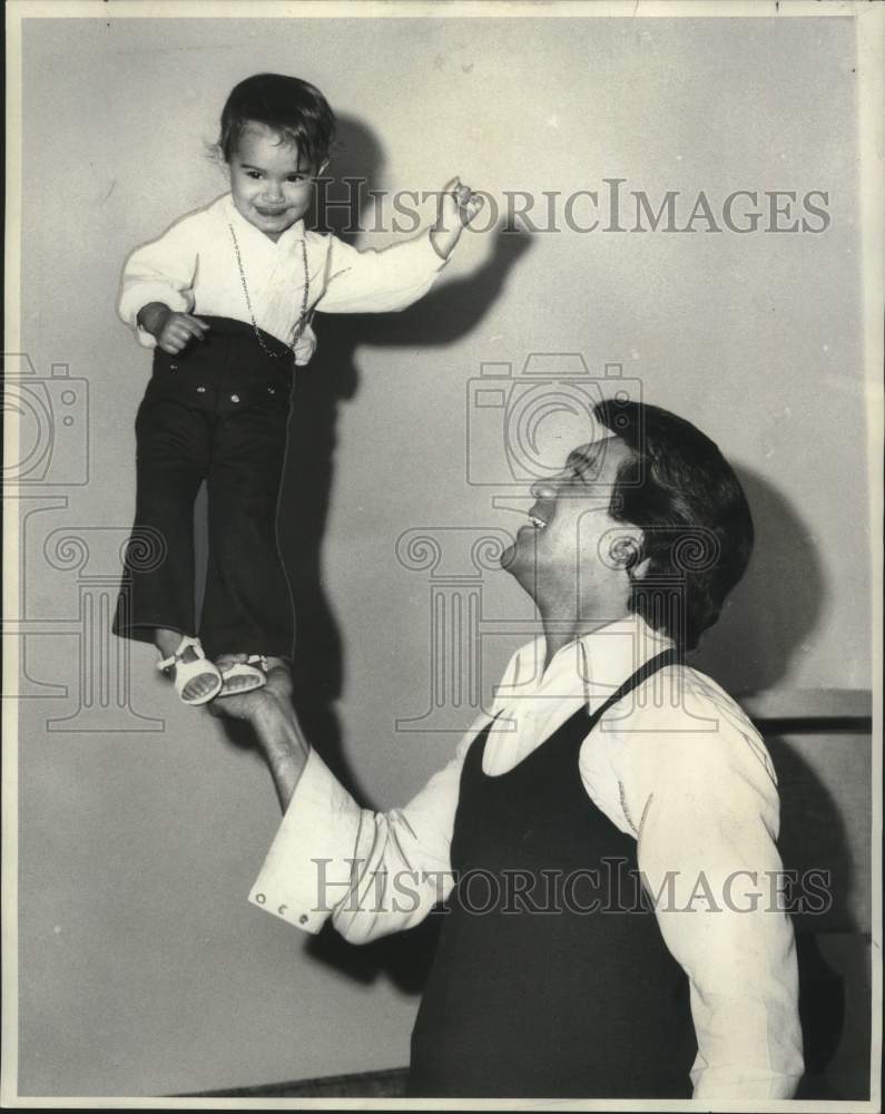 1970 Dick Jensen and daughter Jennifer at the Blue Room, Roosevelt - Historic Images