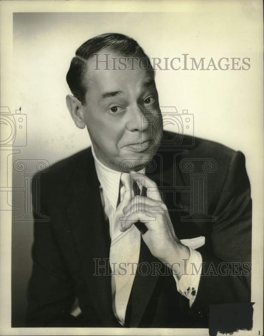 1965 Joe E. Lewis performing at Roosevelt Hotel's Blue Room-Historic Images