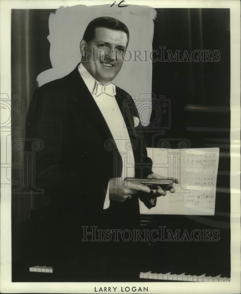 1970 Press Photo Larry Logan, soloist for the New Orleans Philharmonic Symphony - Historic Images