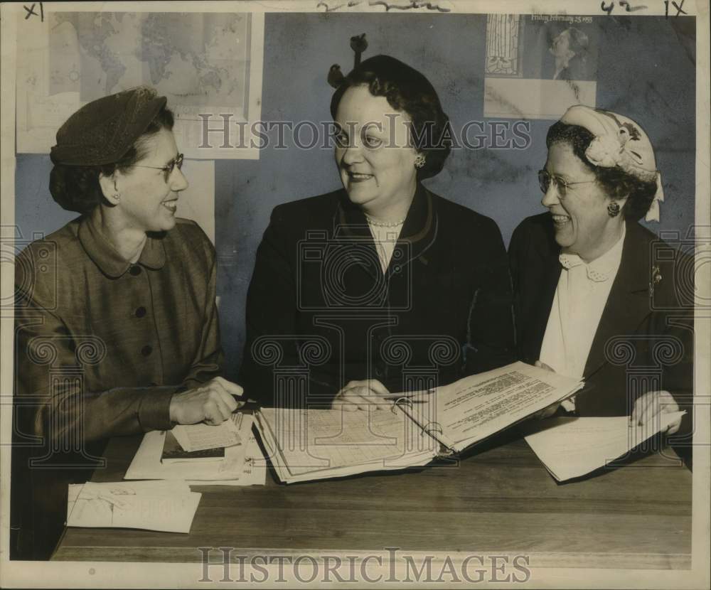 1955 Council of Church Women preparing for World Day of Prayer-Historic Images