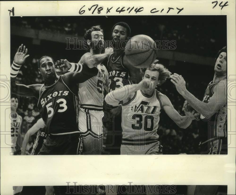 1978 Press Photo Philadelphia and New Orleans basketball teams play at Superdome - Historic Images