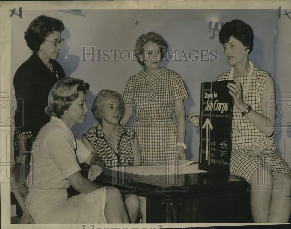 1965 Volunteers for Women&#39;s Job Corps at training in New Orleans-Historic Images