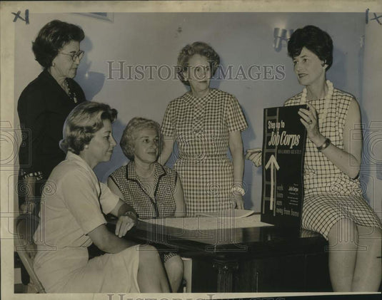1965 Volunteers for Women's Job Corps at training in New Orleans-Historic Images