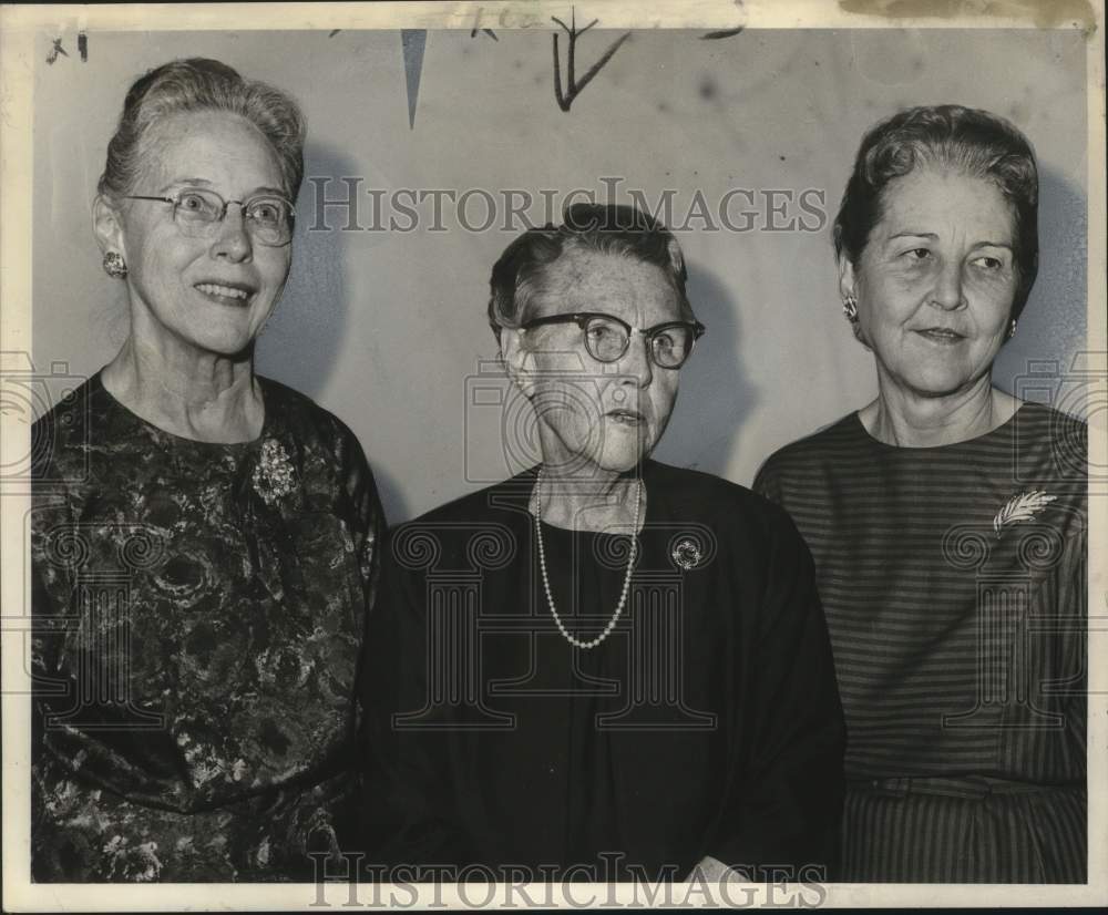 1965 Mrs. R. Bland Logan with officers for the Home for Incurables-Historic Images