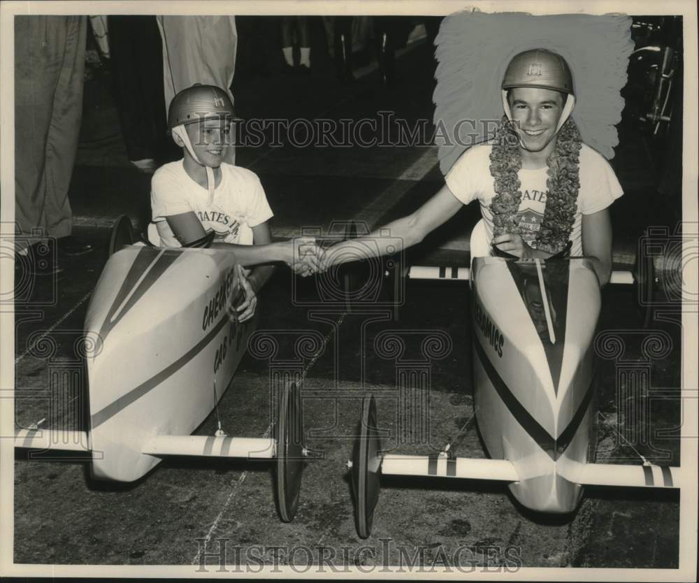 1962 Press Photo William Kunst, getting ready to race soapbox derby - noo41607- Historic Images