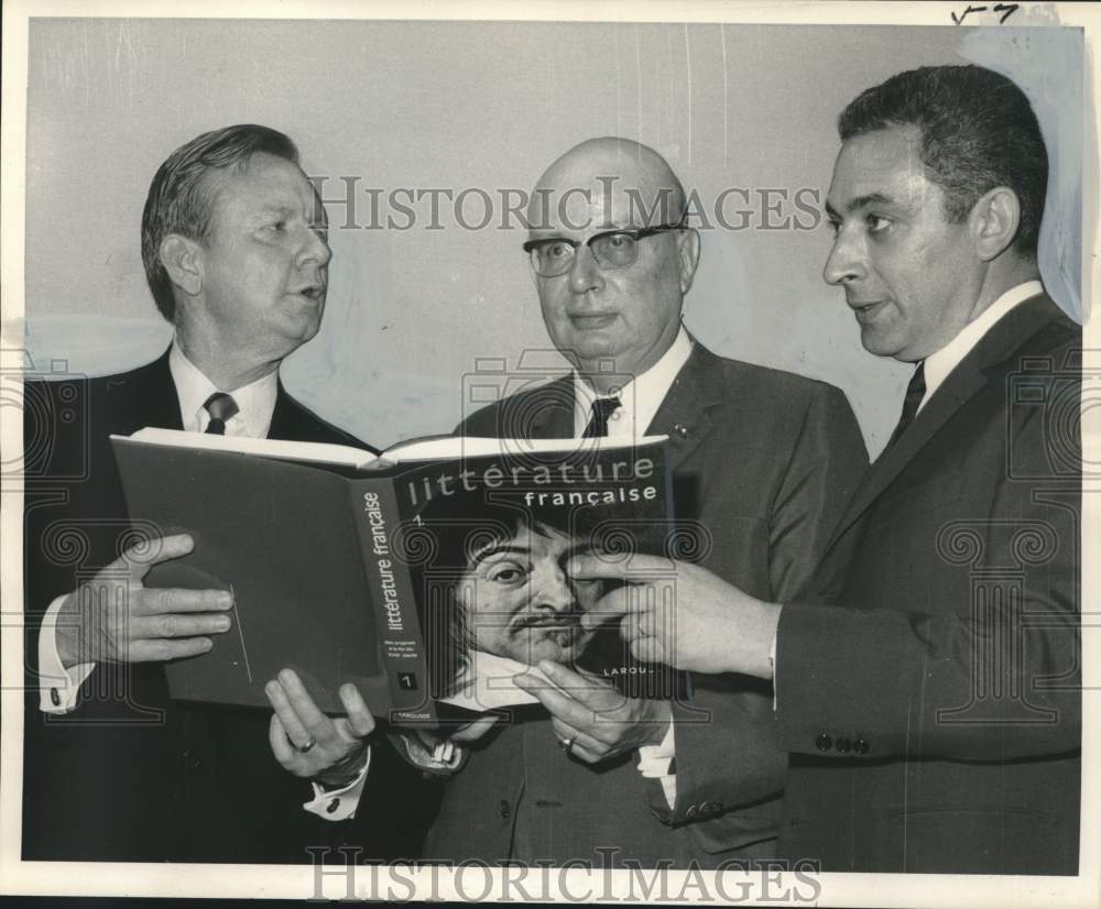 1968 Ambassador Charles Lucet opens French literature exhibit - Historic Images