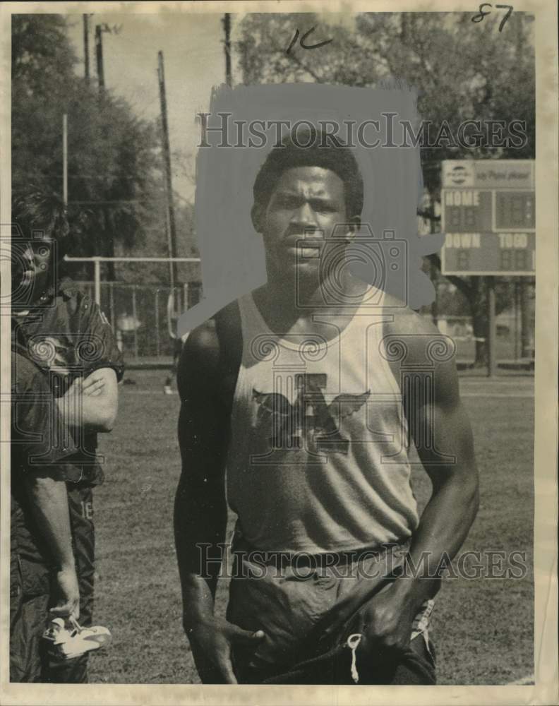 1972 Press Photo Donald Lemon, Knights' speedster in track & field, New Orleans - Historic Images
