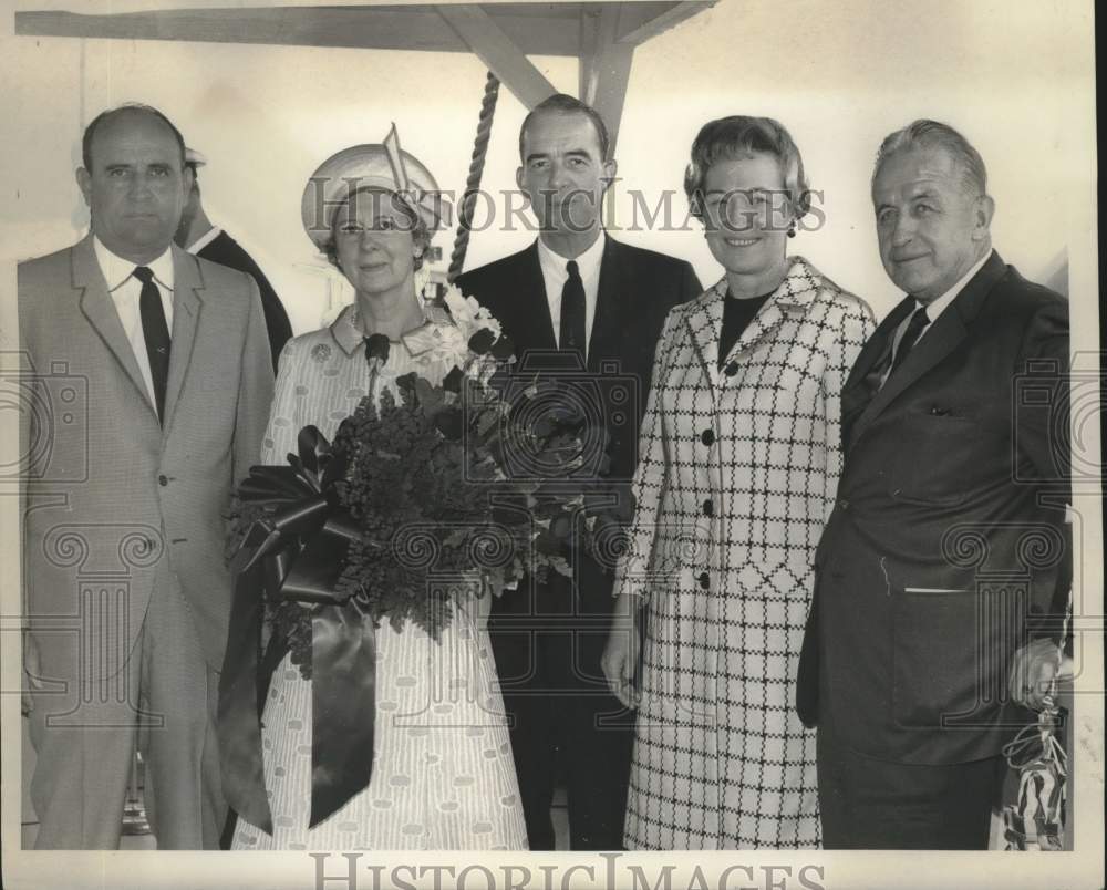 1968 Sponsor and principals launch ship at Avondale Shipyard - Historic Images