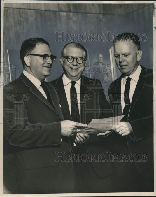 1984 Professors Dr. Paul Hebert, Dr. Oppenheim & Dr. John McAulay - Historic Images