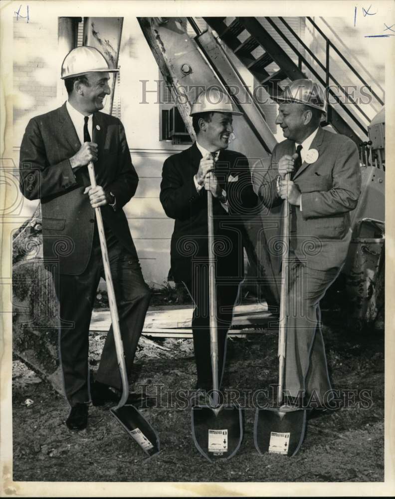 1967 Press Photo Groundbreaking for new Science Center at Isidore Newman School-Historic Images