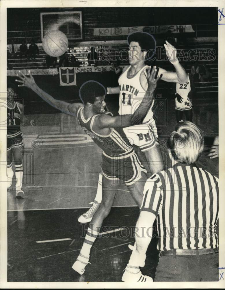 1974 Press Photo District 11-AAAA playoff game at Tulane Gymnasium - noo51130 - Historic Images