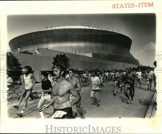 1978 Press Photo Schlitz Light 10,000 meter race at Poydras Street - noo51257- Historic Images