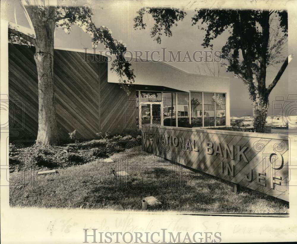 1977 Press Photo National Bank of Commerce branch in Jefferson Parish at Maunes - Historic Images