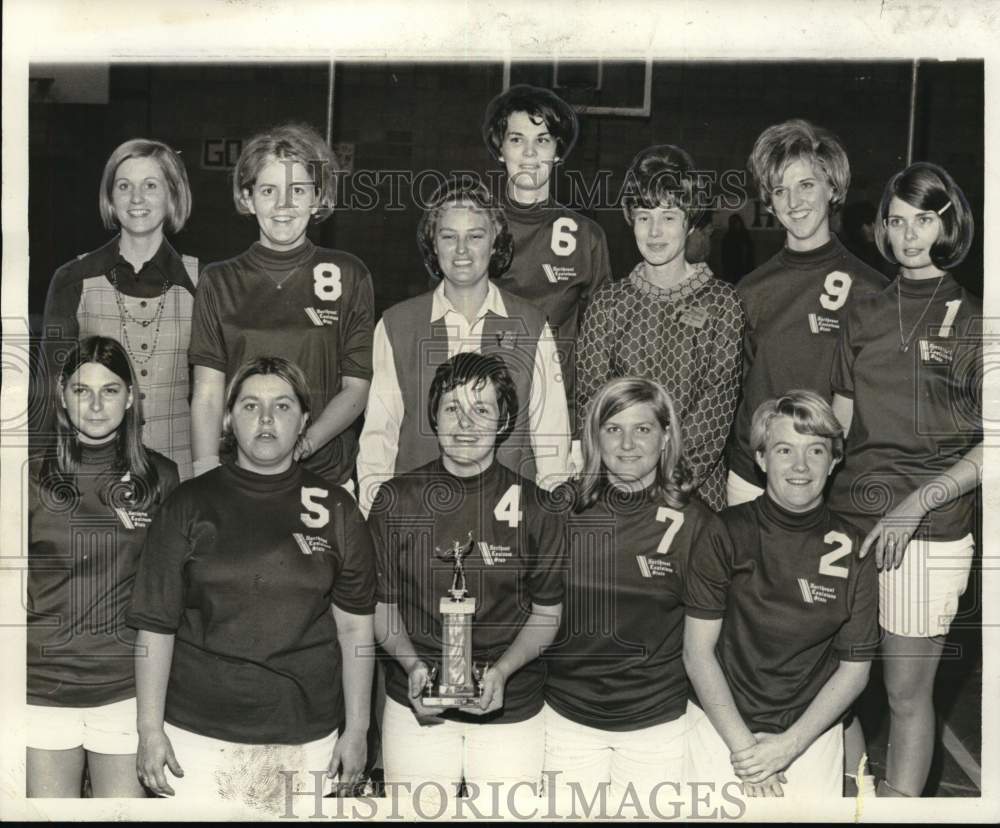 1969 Press Photo Northeast Louisiana State College&#39;s Volleyball Team Champion - Historic Images