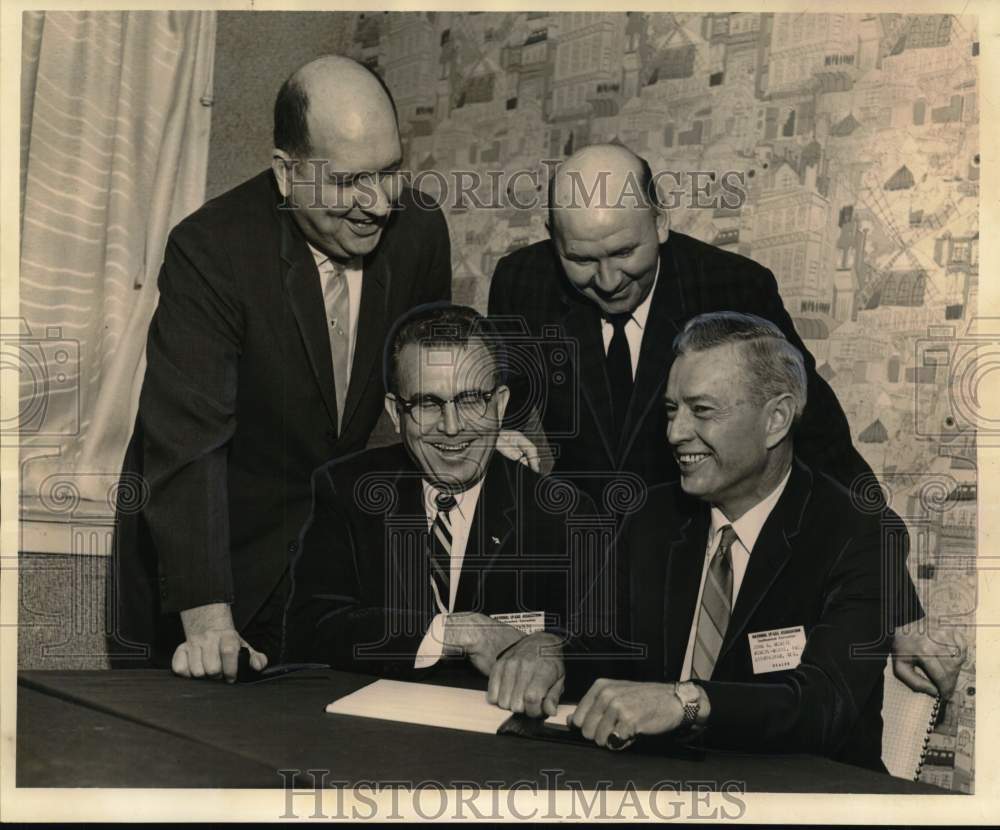 1965 National Liquid Petroleum Gas Association meeting at Jung Hotel - Historic Images