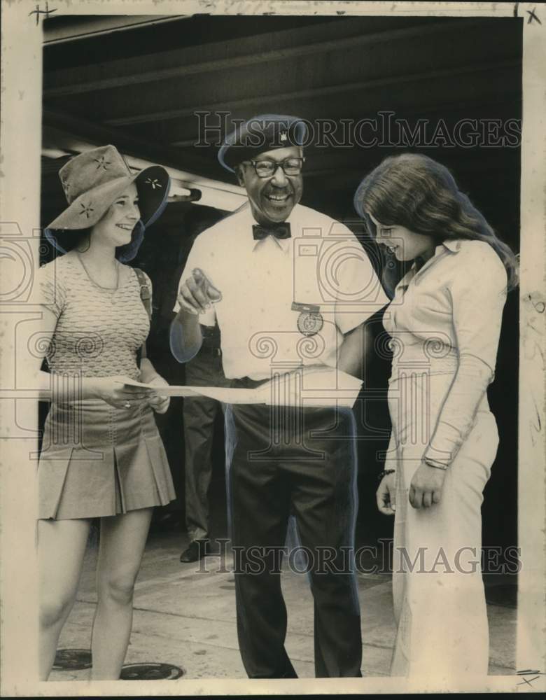 1974 Felton Adams of Royal Orleans with Lane Parker &amp; Charisse Brock - Historic Images