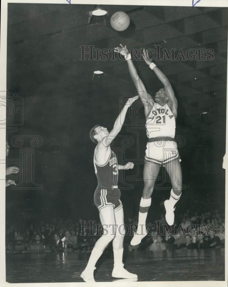 1969 Press Photo Basketball - Charley Powell&#39;s deadly jump shot - noo53518 - Historic Images