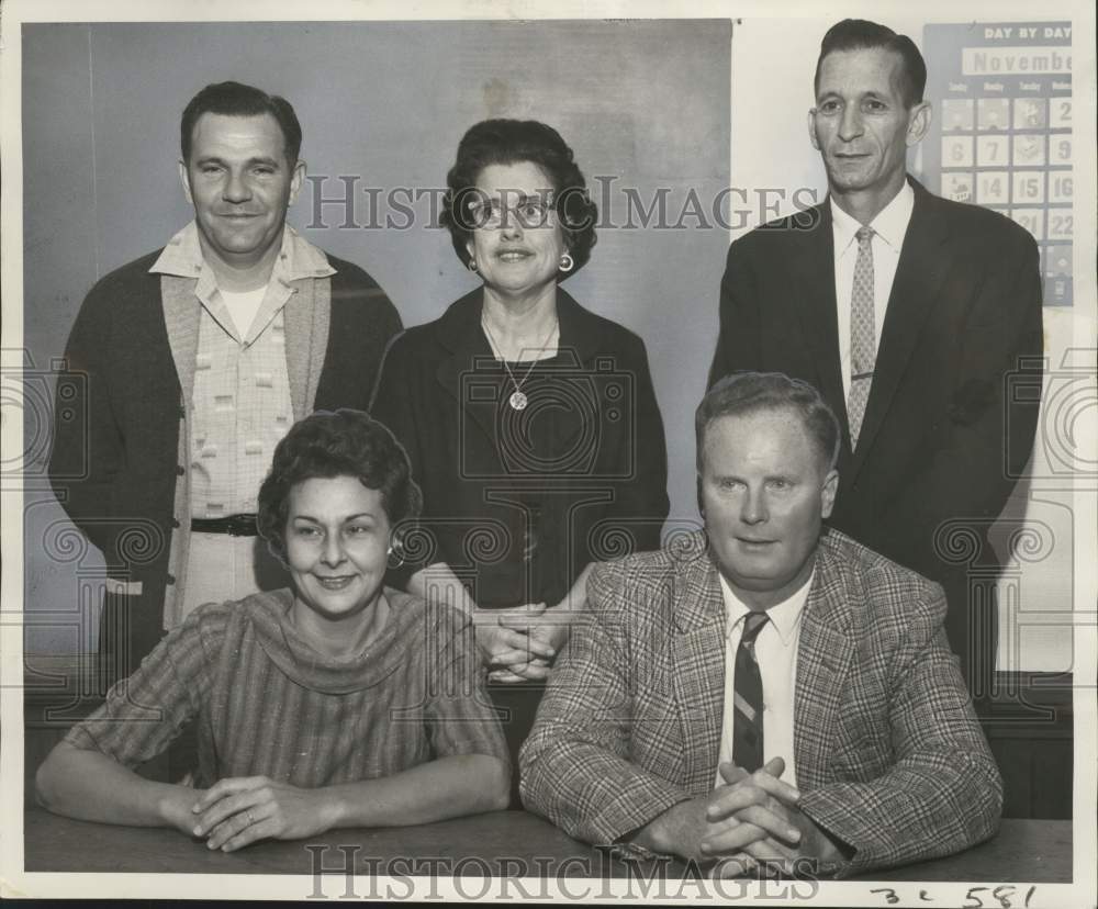 1960 Press Photo New Officers of the West Bank Association for Retarded Children - Historic Images