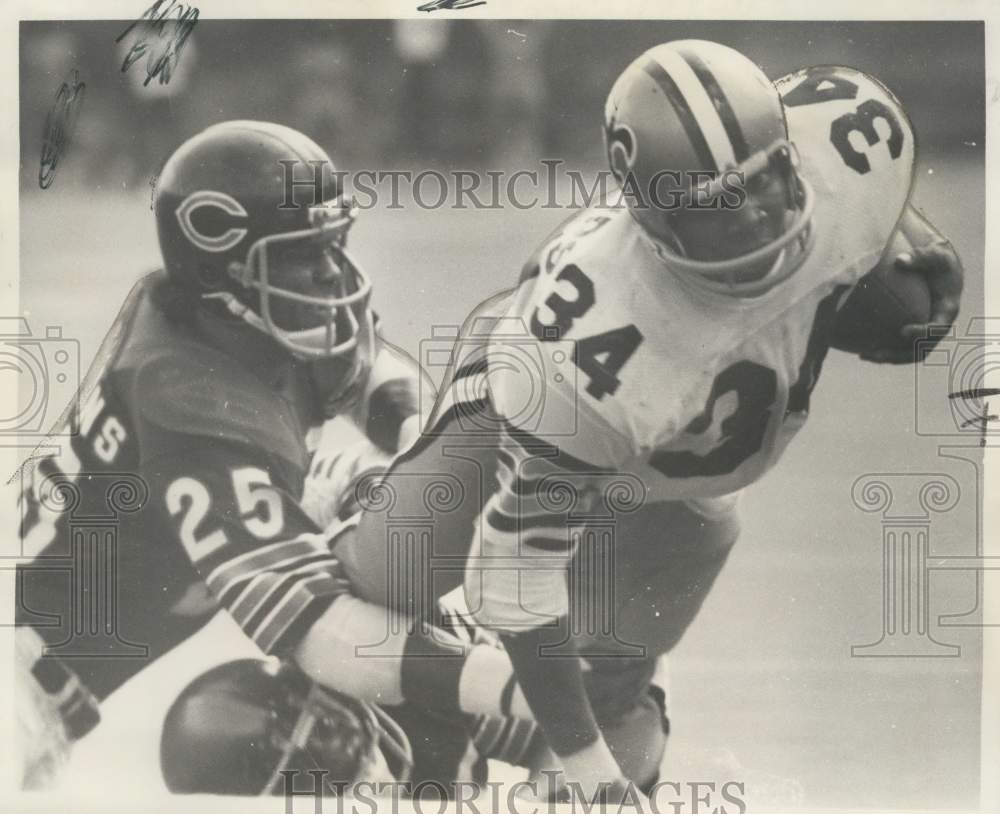 1973 Press Photo Saint running back Jess Phillips blocked by Craig Clemons- Historic Images