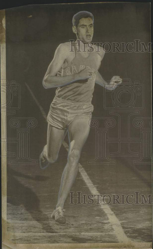 Press Photo Jim Ryan, runner - noo56426 - Historic Images