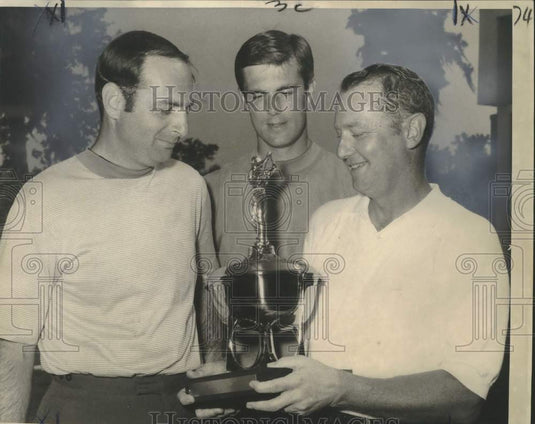 1968 Press Photo Golf champion Charles Rosen with Edward Weltz & Dennis English - Historic Images