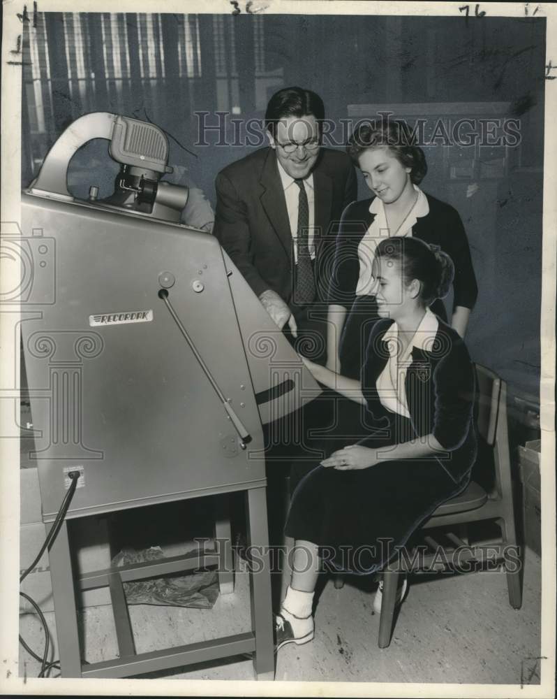 1958 Students use microfilm reader at New Orleans Public Library-Historic Images