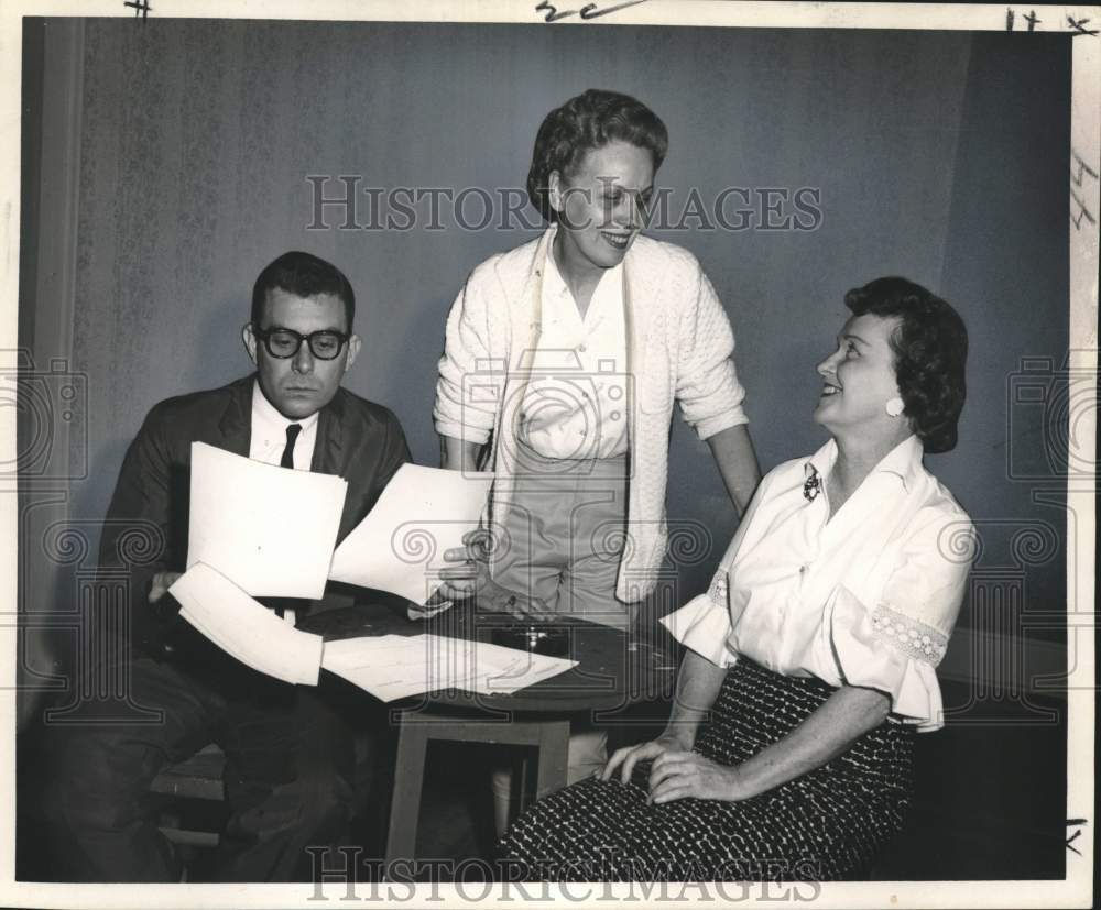 1960 Press Photo &quot;The Autumn Garden&quot; Performers rehearse at Little Theater - Historic Images