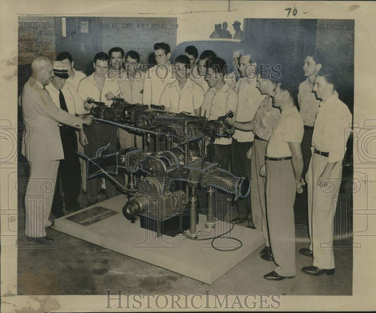 1949 Press Photo Fire recruits with Chief Howard Dey and Captain William Arnold - Historic Images