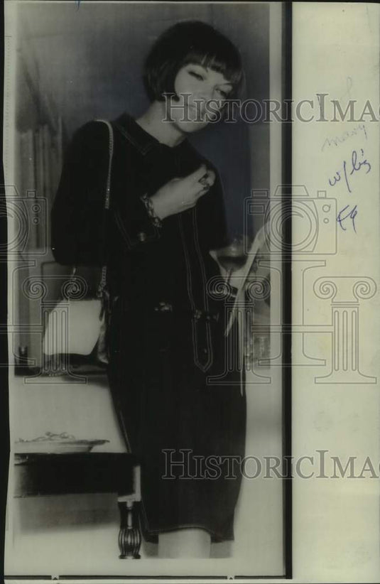 1966 Press Photo Mary Quant, Great Britain's Fashion Designer, Honored by Queen - Historic Images