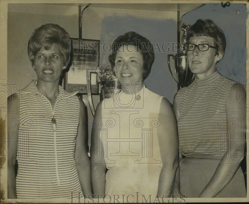 1970 Ladies Country Club Golf Association officers - Historic Images