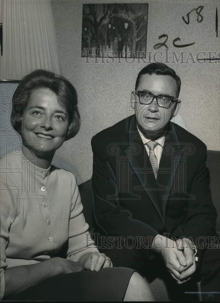 1963 Senator &amp; Mrs.Klaus Schuetz West Berlin speak in New Orleans.-Historic Images