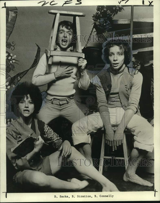 1975 Members of the National Theater Company including Davia Sacks - Historic Images
