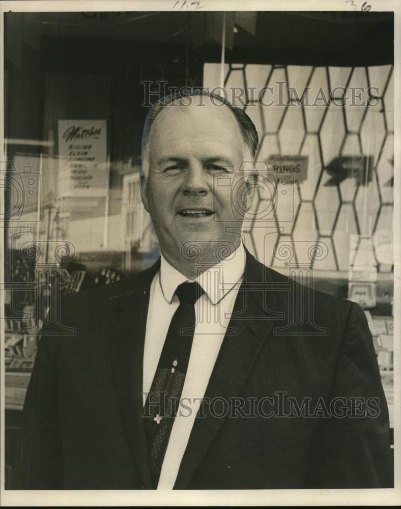 1964 Bill Schilling Speaks About School Zones for Children at Lunch-Historic Images