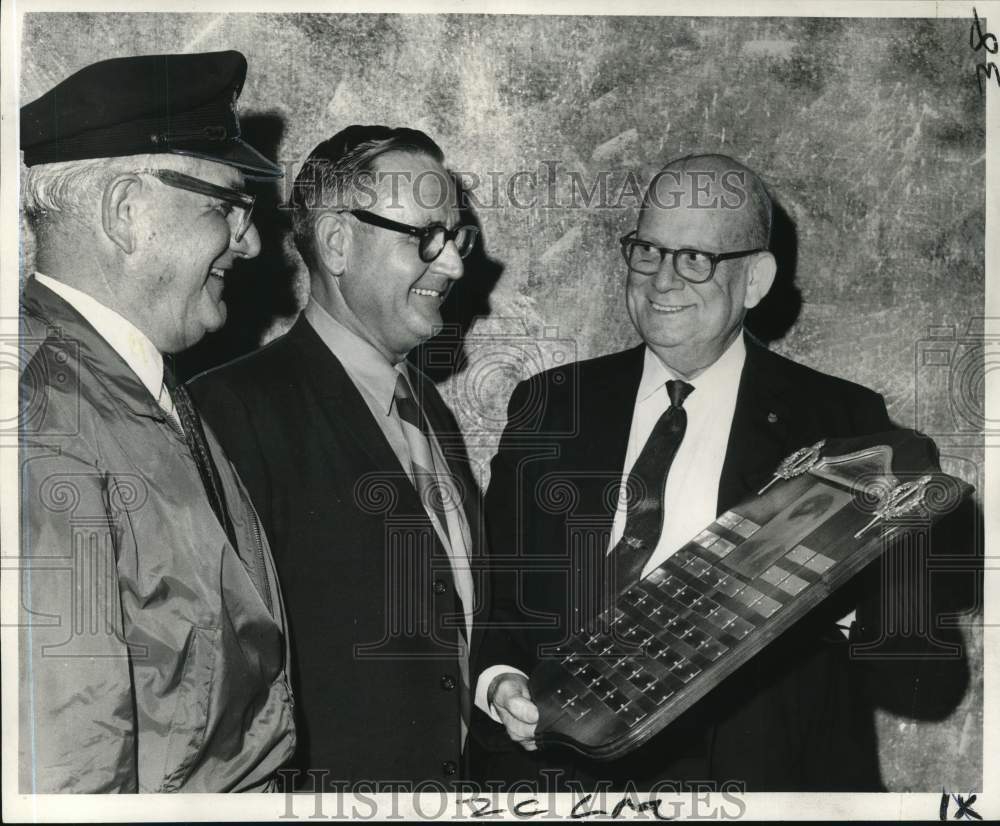 1969 Press Photo Nofie Alfonso, Roy Troendle to vie for J. Gilbert Scheib trophy - Historic Images